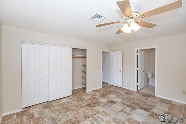 Building Photo - 12790 E 46th Dr