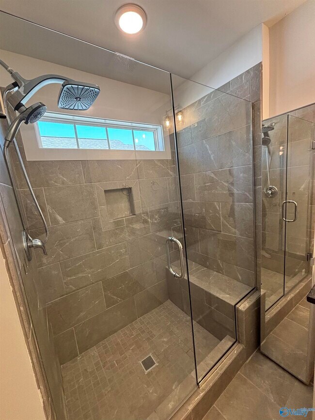 Building Photo - 109 Pitalo St