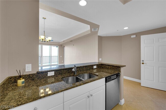 Building Photo - 2745 First St