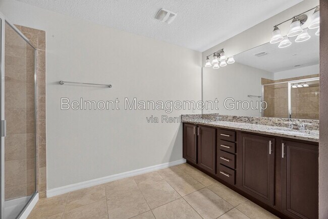 Building Photo - 3004 Alessa Loop