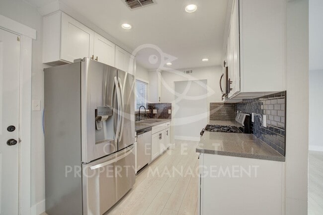 Building Photo - Updated 3-Bedroom Home in Foothill Farms