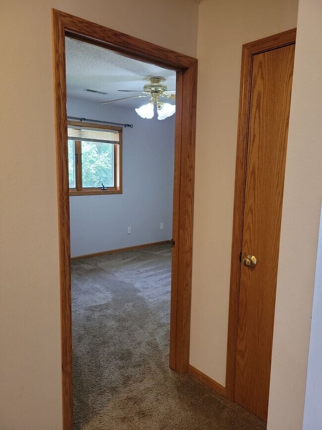 Building Photo - 2209 Cattail Way