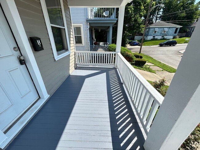 Building Photo - 5563 Bosworth Pl