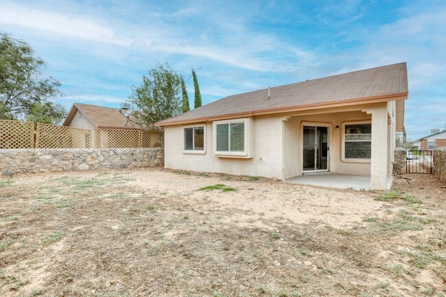 Building Photo - 12412 Tierra Marta Ct