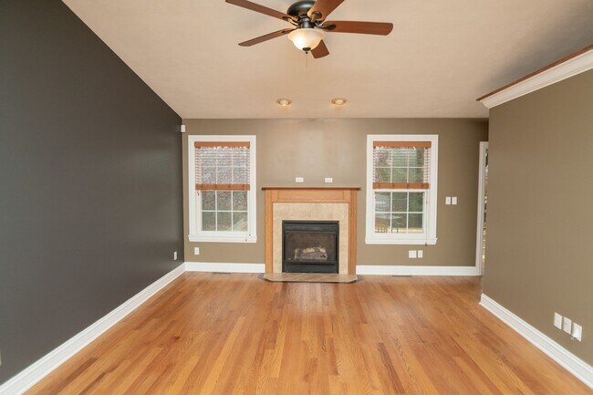 Building Photo - 405 Galway Dr