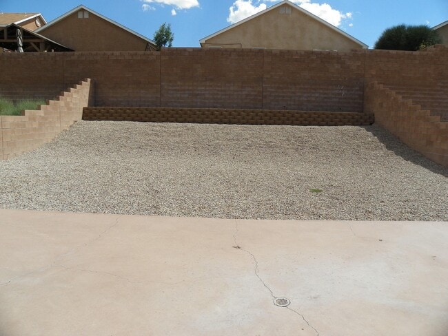 Building Photo - 1828 Chicoma Rd