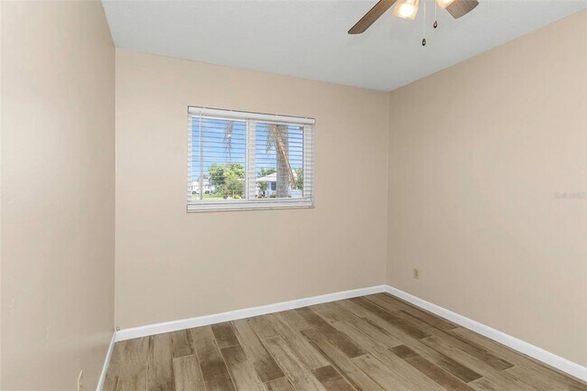 Building Photo - 6842 62nd Ave N