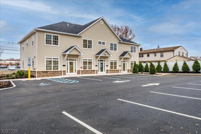 Building Photo - 1400 Hamilton Blvd