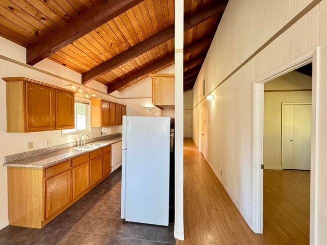 Building Photo - 11447 Lower Cir Dr
