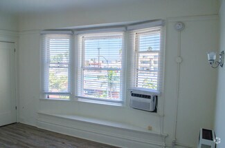 Building Photo - 836 S Burlington Ave