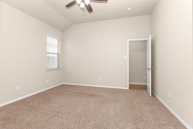 Building Photo - 11502 W Woodmark