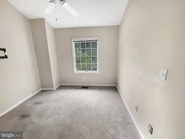 Building Photo - 202 Castletown Rd