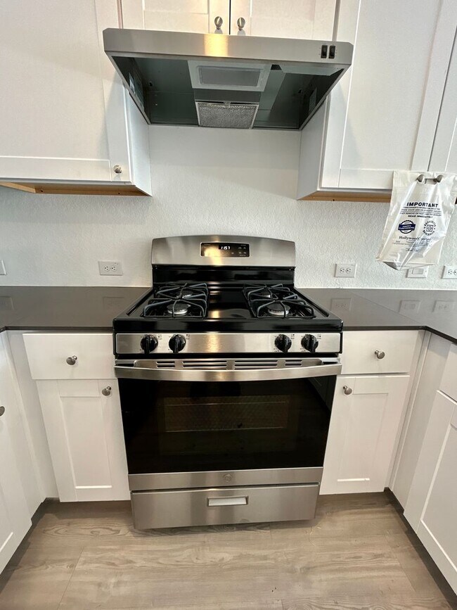 Building Photo - 5974 Companion Lp