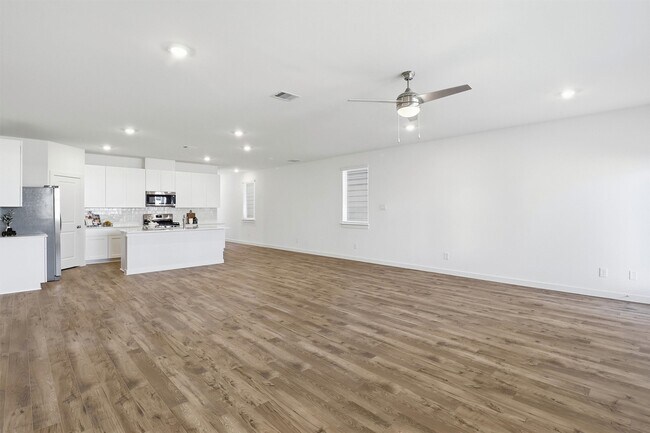 Building Photo - 3538 Adelie Ln