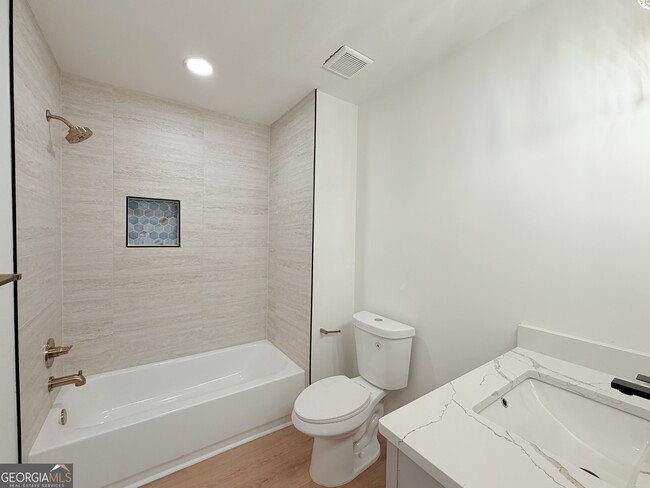 Building Photo - 1500 Planters Ridge Ln