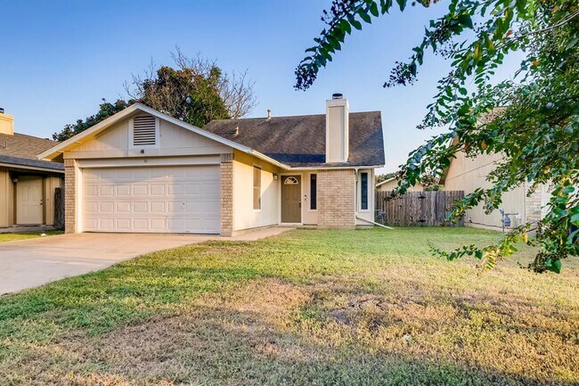 Primary Photo - 711 Decker Prairie Dr