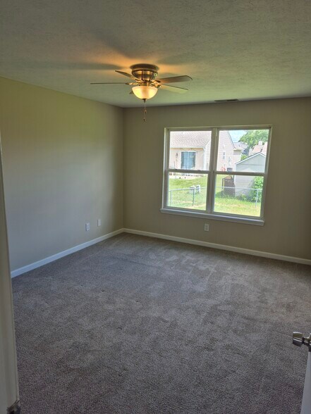 Building Photo - 3333 Trafalgar Ct