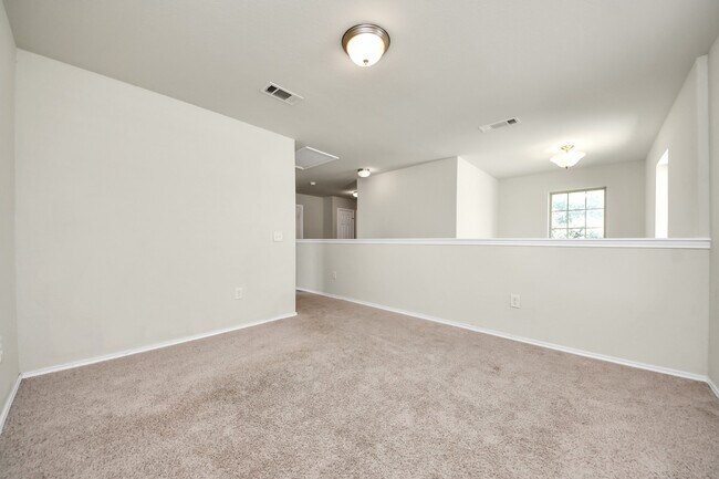 Building Photo - 15802 Sunny Stone Dr