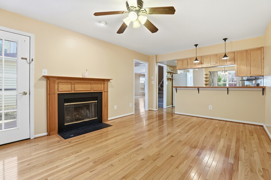 Building Photo - 8341 Marketree Cir