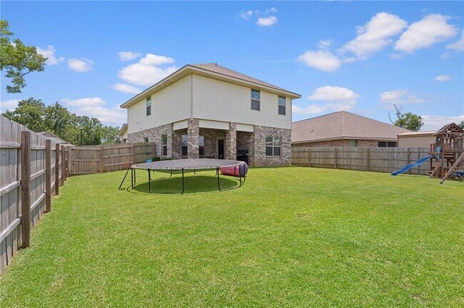 Building Photo - 6346 Blueberry court