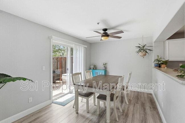 Building Photo - 58 Del Rio Ct