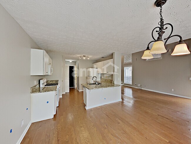 Building Photo - 3731 Avensong Village Cir
