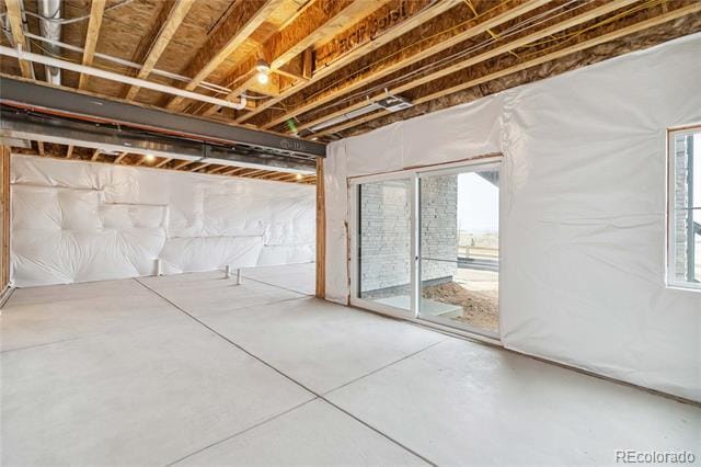 Building Photo - 8918 Whiteclover St