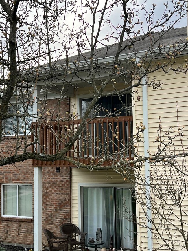 Building Photo - Bright & Spacious 2-Bedroom Condo in a Prime Florence Location!