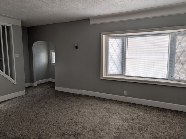 Building Photo - 19137 Norwood-4 BEDS & 2 BATHS FOR RENT!