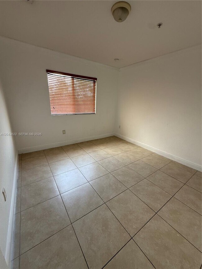 Building Photo - 21100 SW 87th Ave
