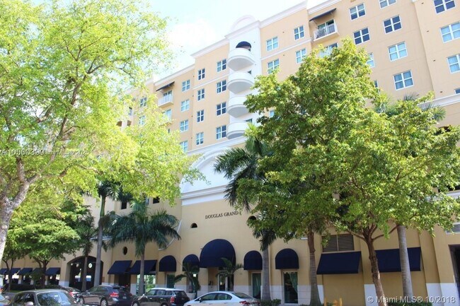 Building Photo - 50 Menores Ave