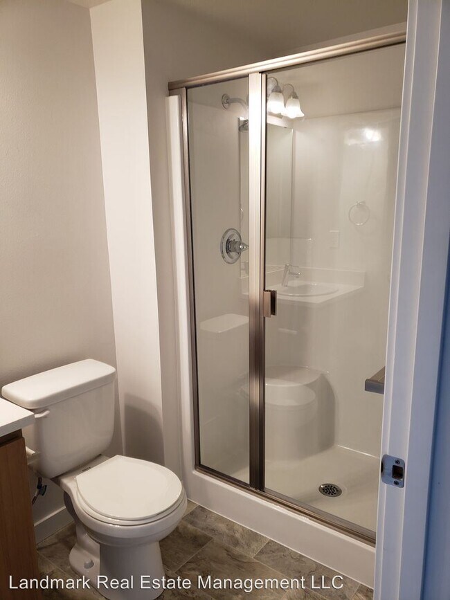 Building Photo - 755 Telegraph Rd