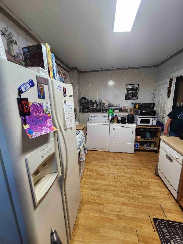 Building Photo - 496 Linden Ave