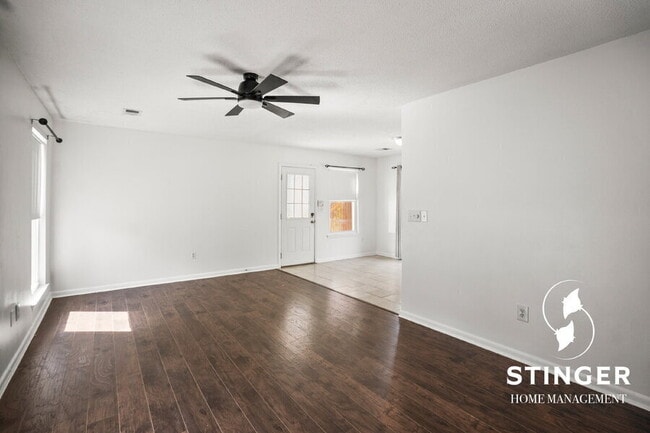 Building Photo - 1713 Drayton Dr