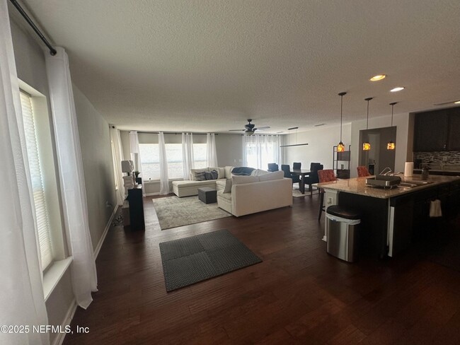 Building Photo - 9567 Abby Glen Cir