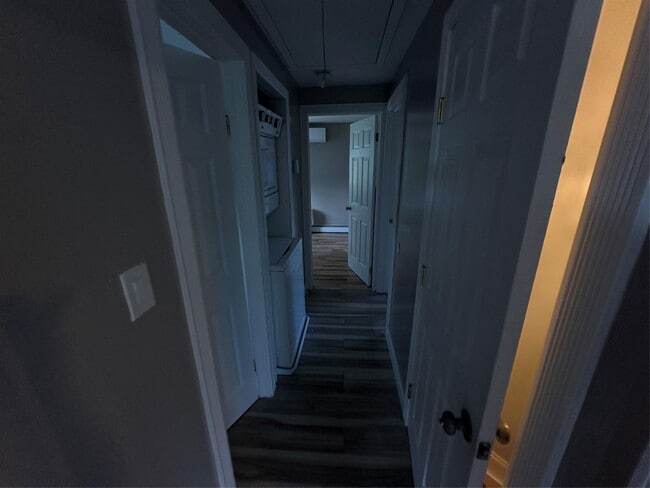 Building Photo - 15 Mida Ct
