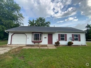 Building Photo - 807 Knollcrest Dr