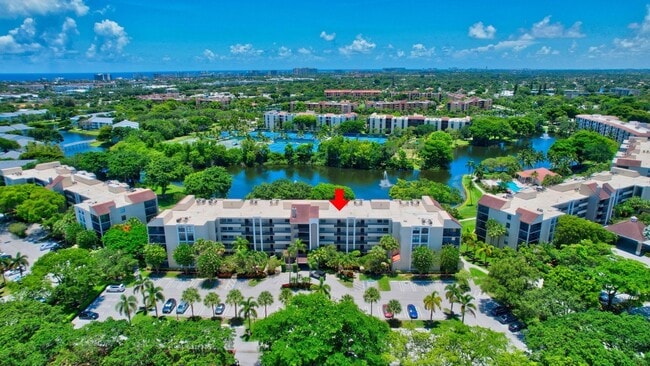 Building Photo - 950 Lavers Cir