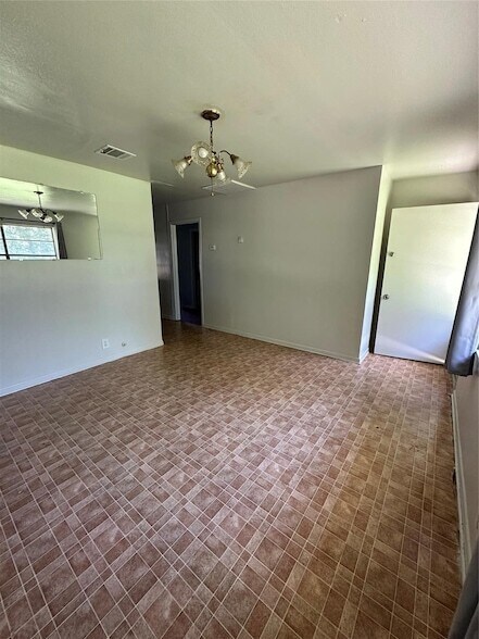 Building Photo - 143B Moffett Springs Rd