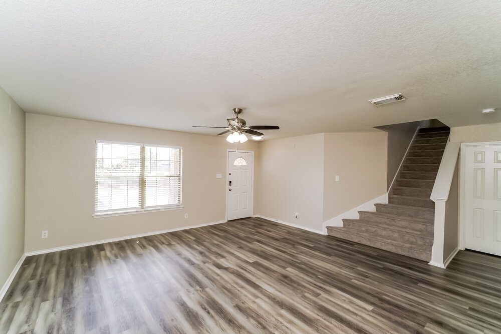 Building Photo - 14430 Bowhill Glen