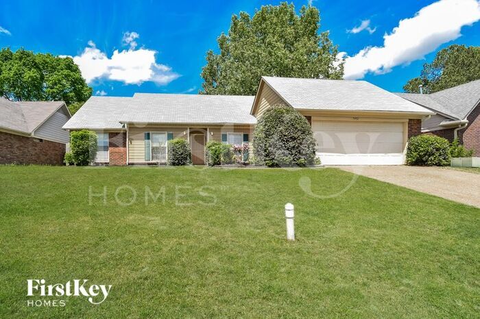 Building Photo - 7452 Kingsland Dr