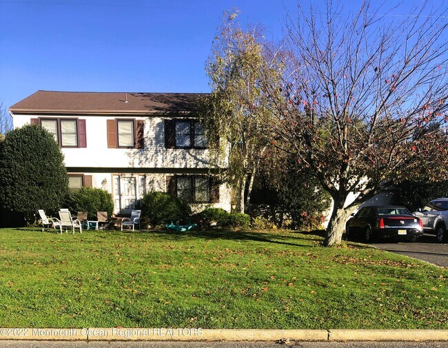 Primary Photo - 387 Kirby Ave