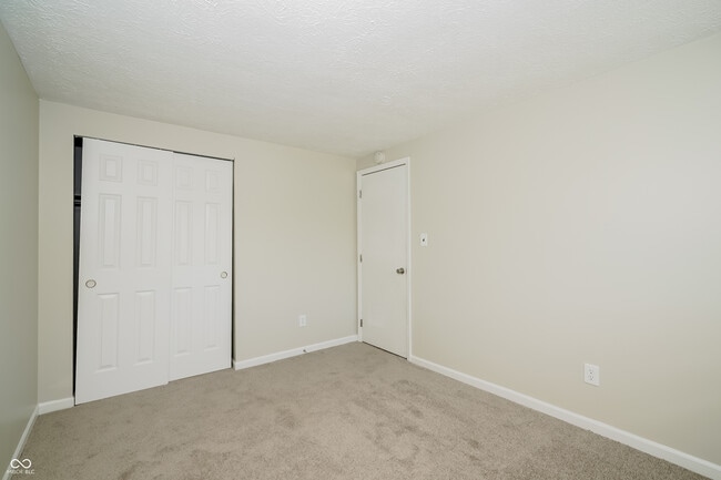 Building Photo - 7516 Inverness Dr
