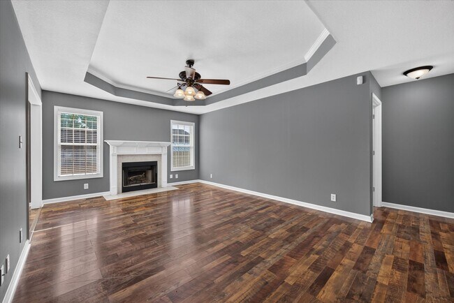 Building Photo - 3534 Southwood Dr
