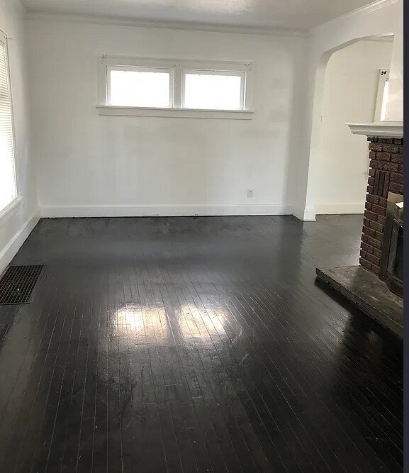 Building Photo - "Single Family Home in Garfield Heights - 1368 Sq Ft of Comfort!"