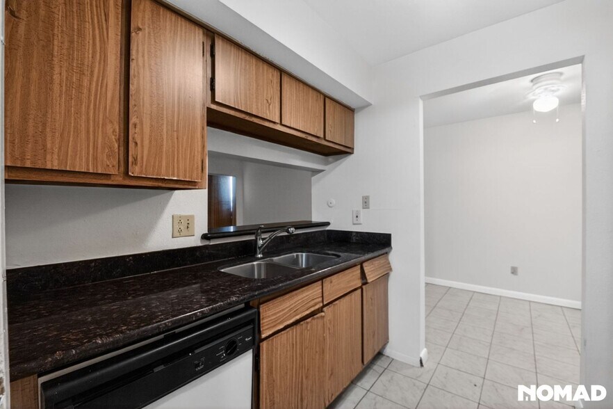Building Photo - 12502 Ashford Meadow Dr