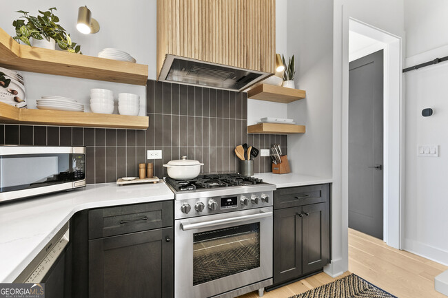 Building Photo - 245 Rolison Wy