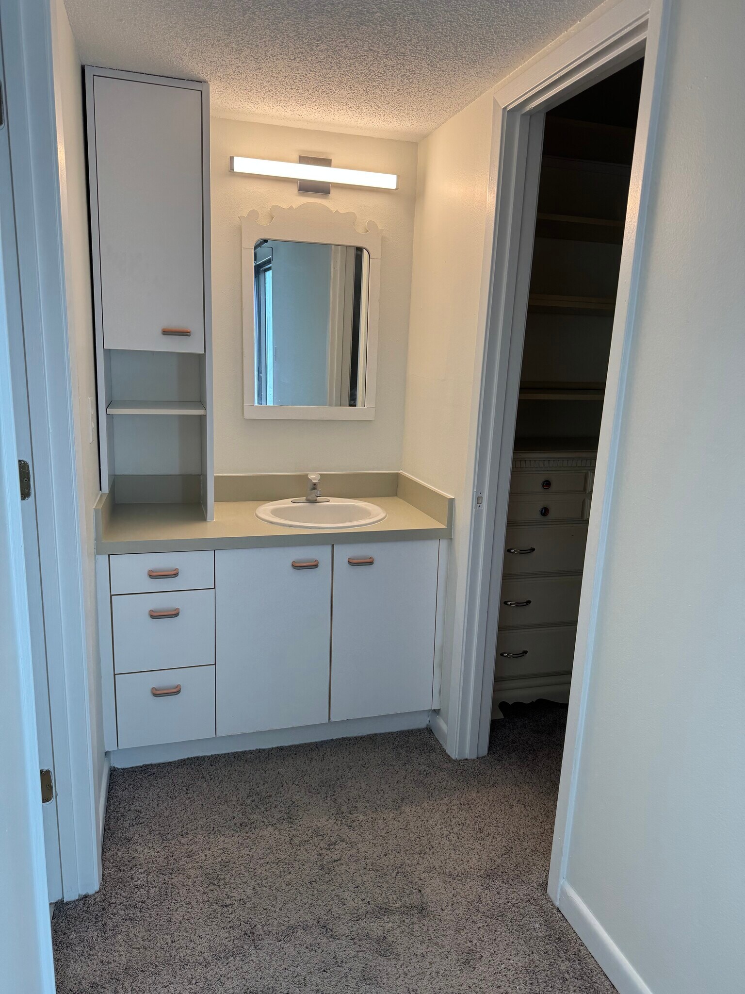 Building Photo - 121 Avenida 23