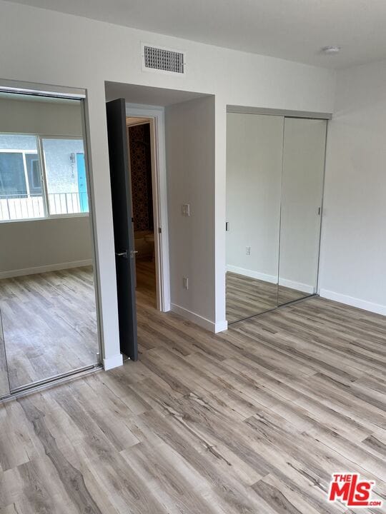 Building Photo - 6640 Woodley Ave