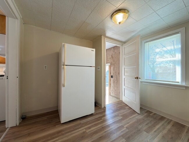 Building Photo - 3129 Lapey St